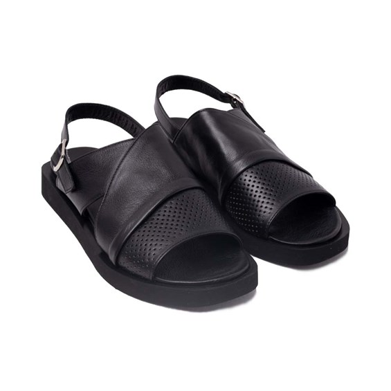 Barriani Woman Sandals- Black -