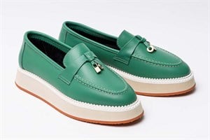 Vitoria Green Woman Loafer